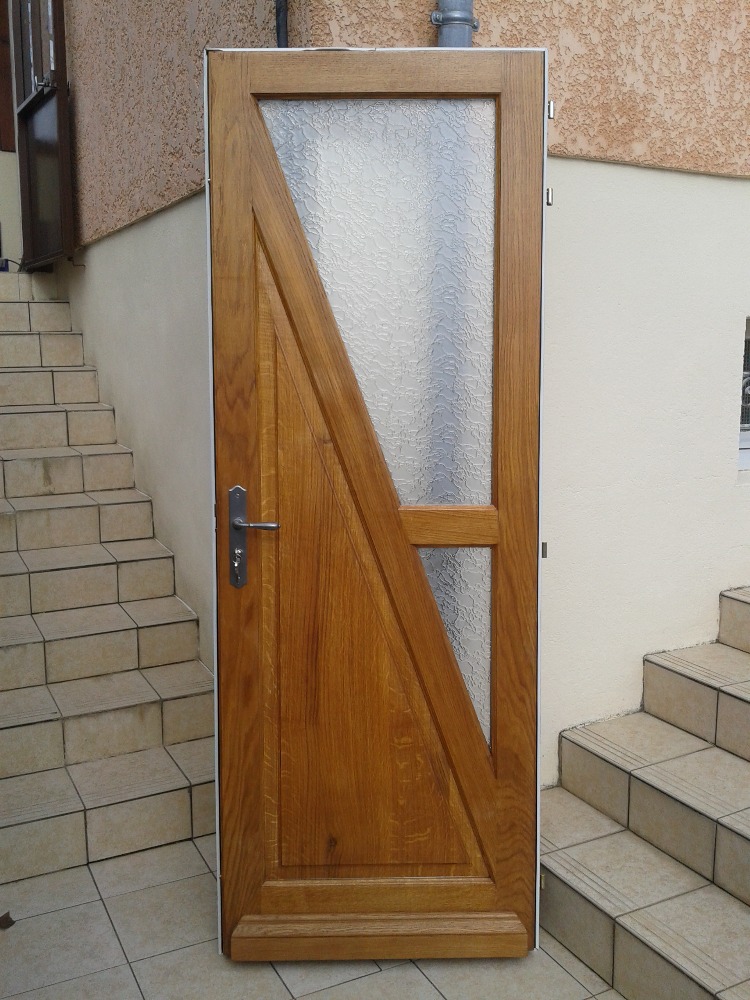 Portes Lescalier En Bois Menuiserie En Bois à Nevers